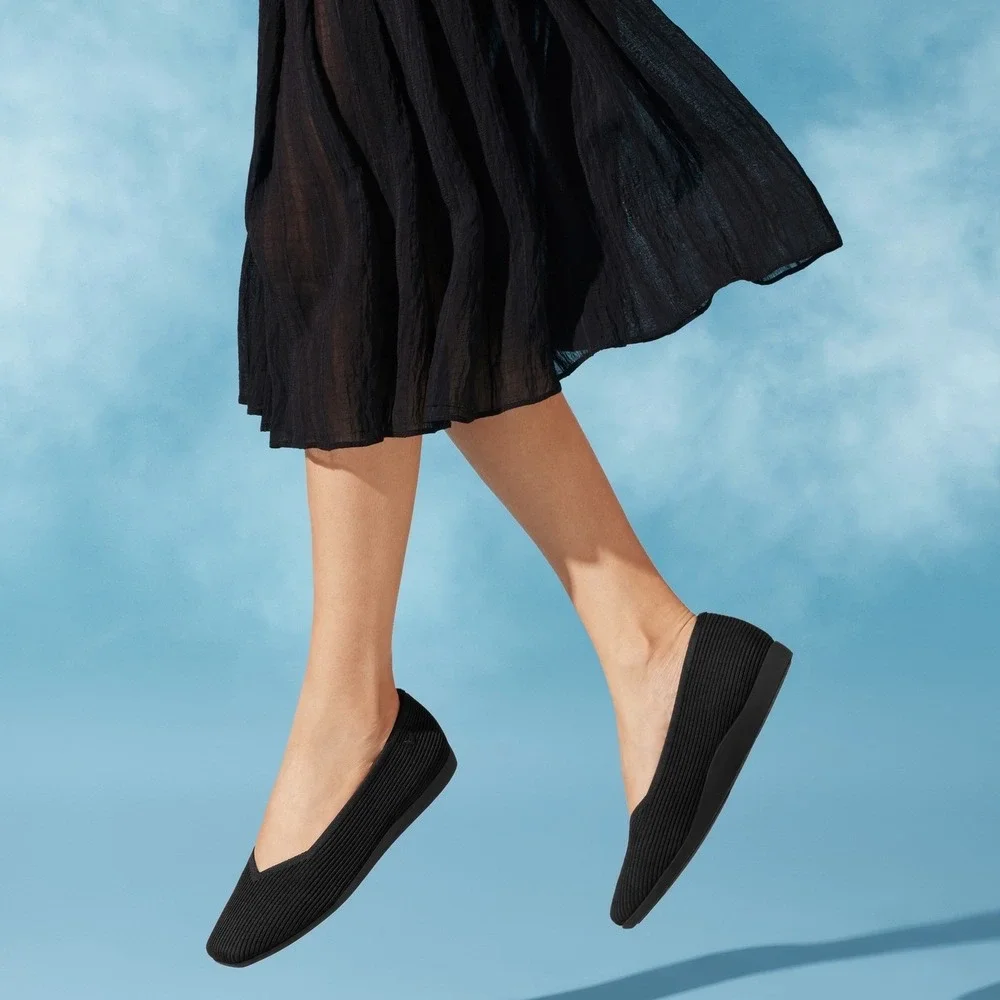 VIVAIA Margot Walker Black‎ Flats | NWT - EU 38 / US 7–7.5 + FREE Cozy Slippers